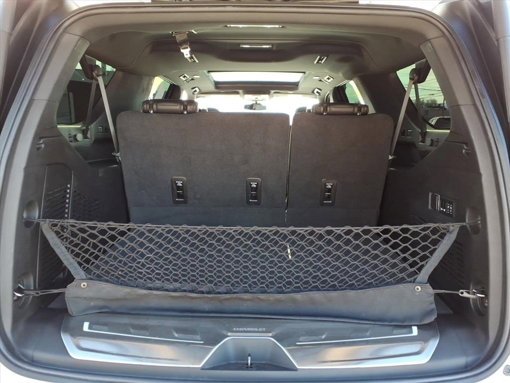 Certified 2022 Chevrolet Suburban RST w/ Sport Performance Package image 16