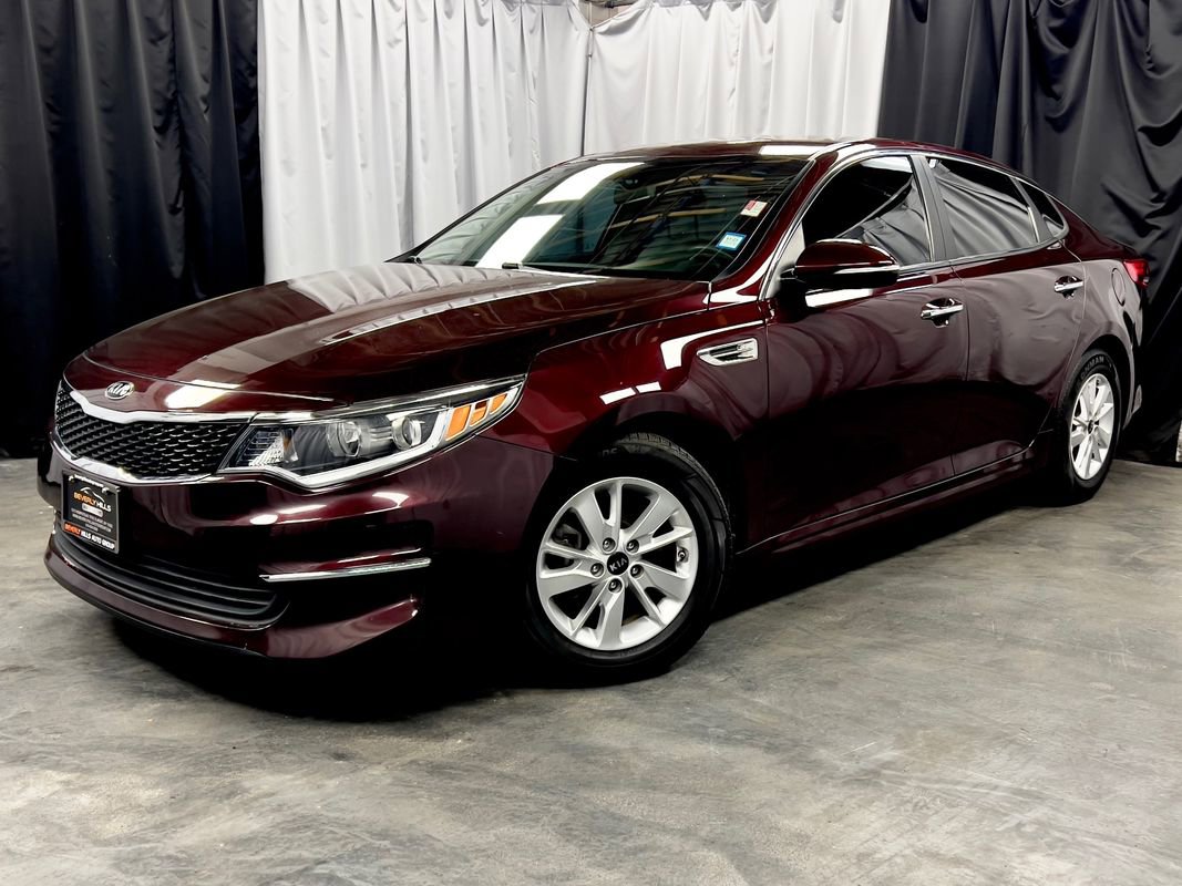 Used 2018 Kia Optima LX image 1