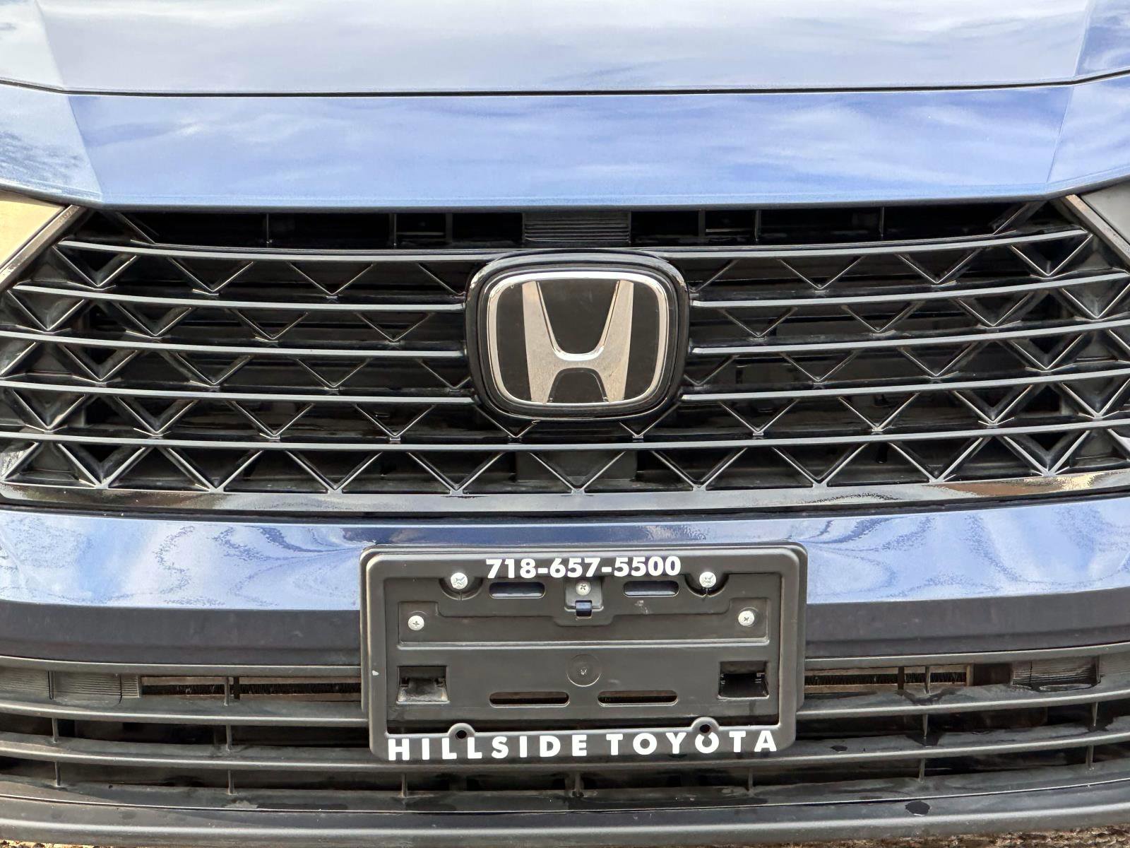 Used 2025 Honda Accord SE image 6