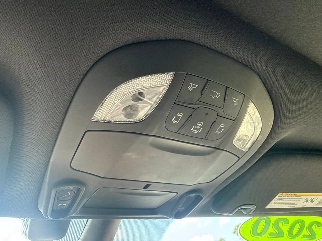 Used 2020 Chrysler Pacifica Limited w/ Advanced Safetytec Group FWD image 20