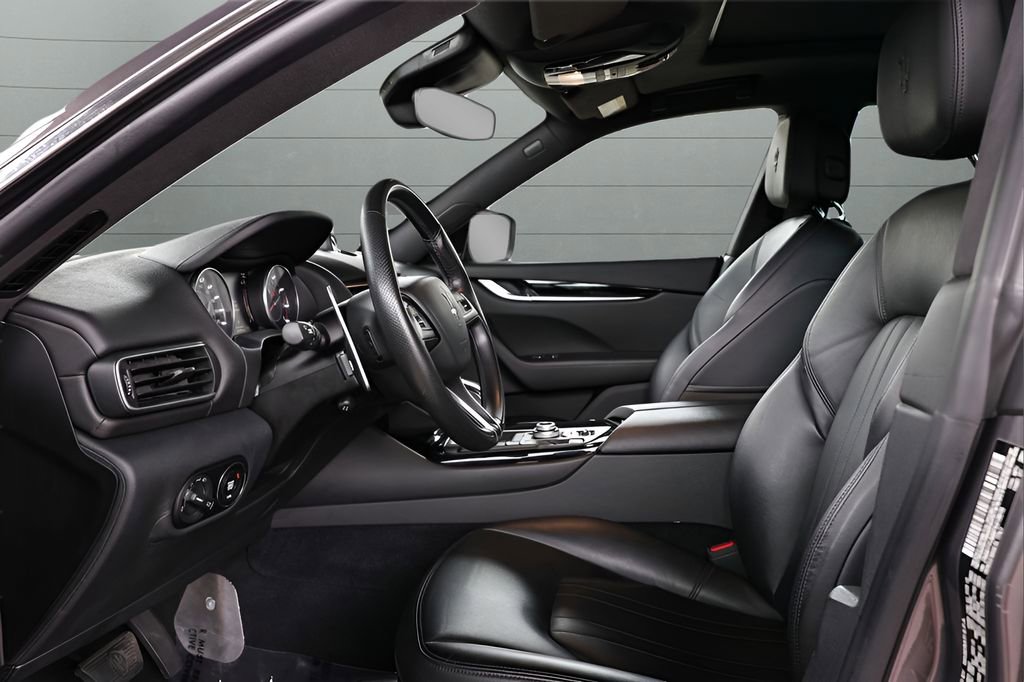 Used 2023 Maserati Levante Modena AWD/4WD image 45