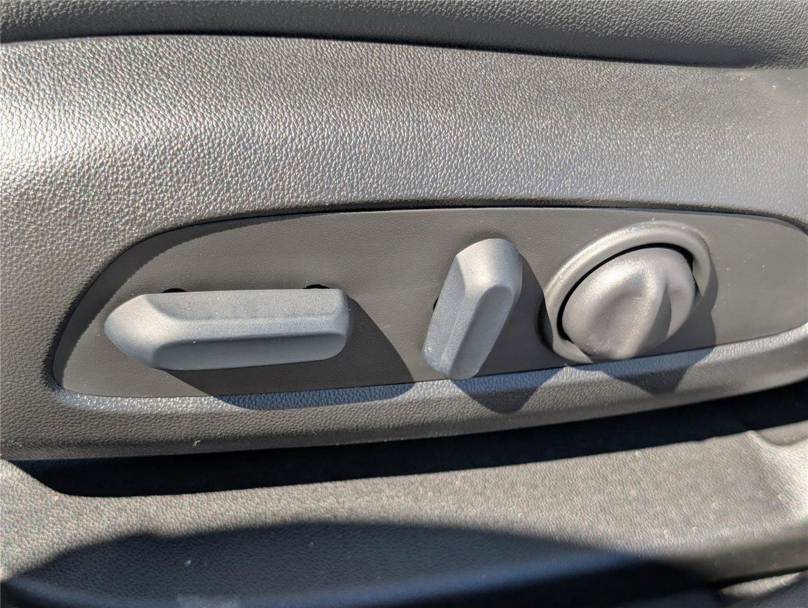 New 2026 Chevrolet Blazer LT w/ Sound & Technology Package image 17