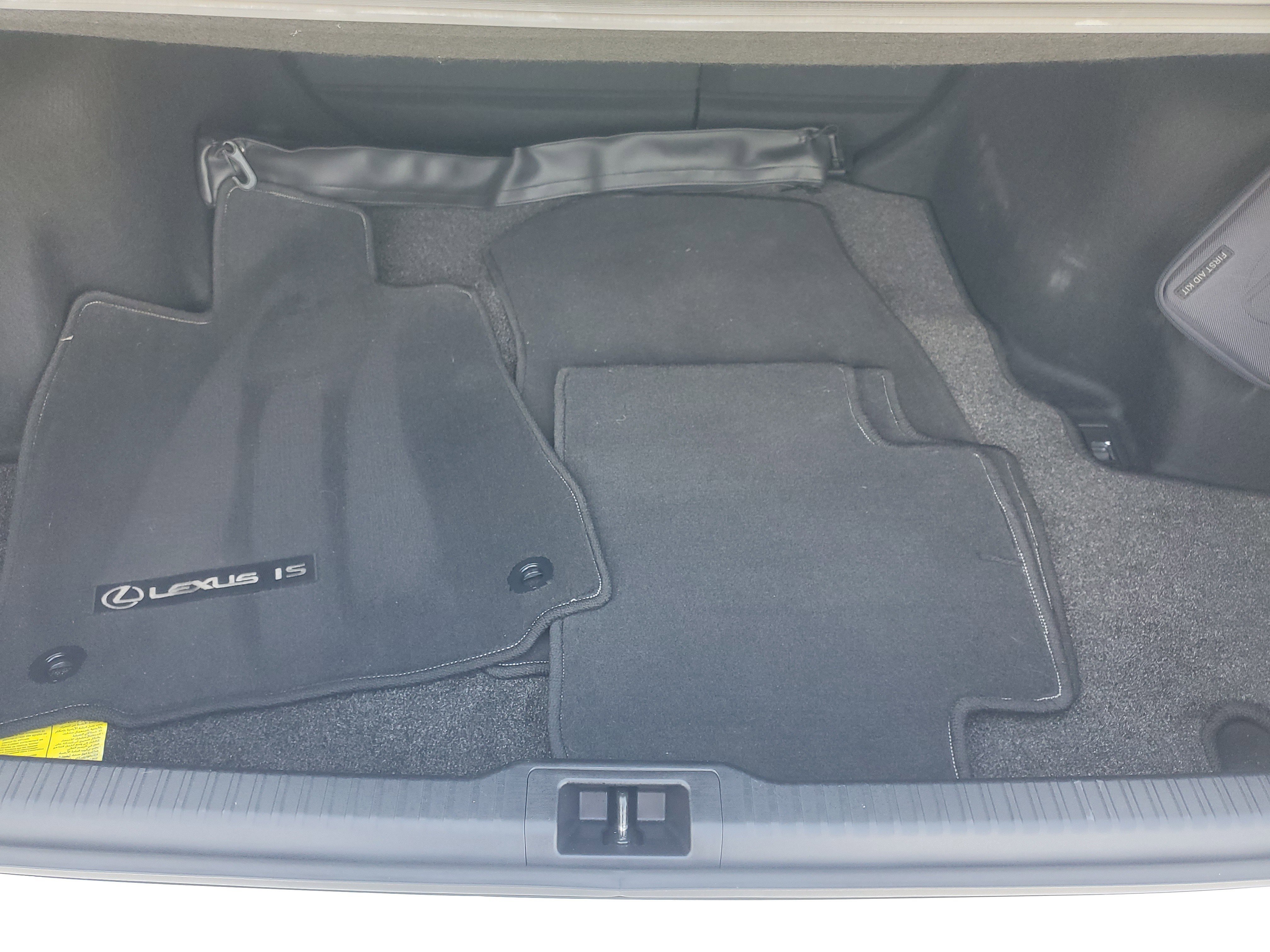 Certified 2023 Lexus IS 300 w/ Comfort Package RWD image 8