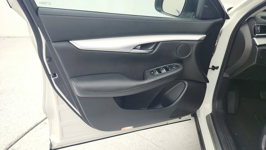 Used 2020 INFINITI QX50 Luxe image 25