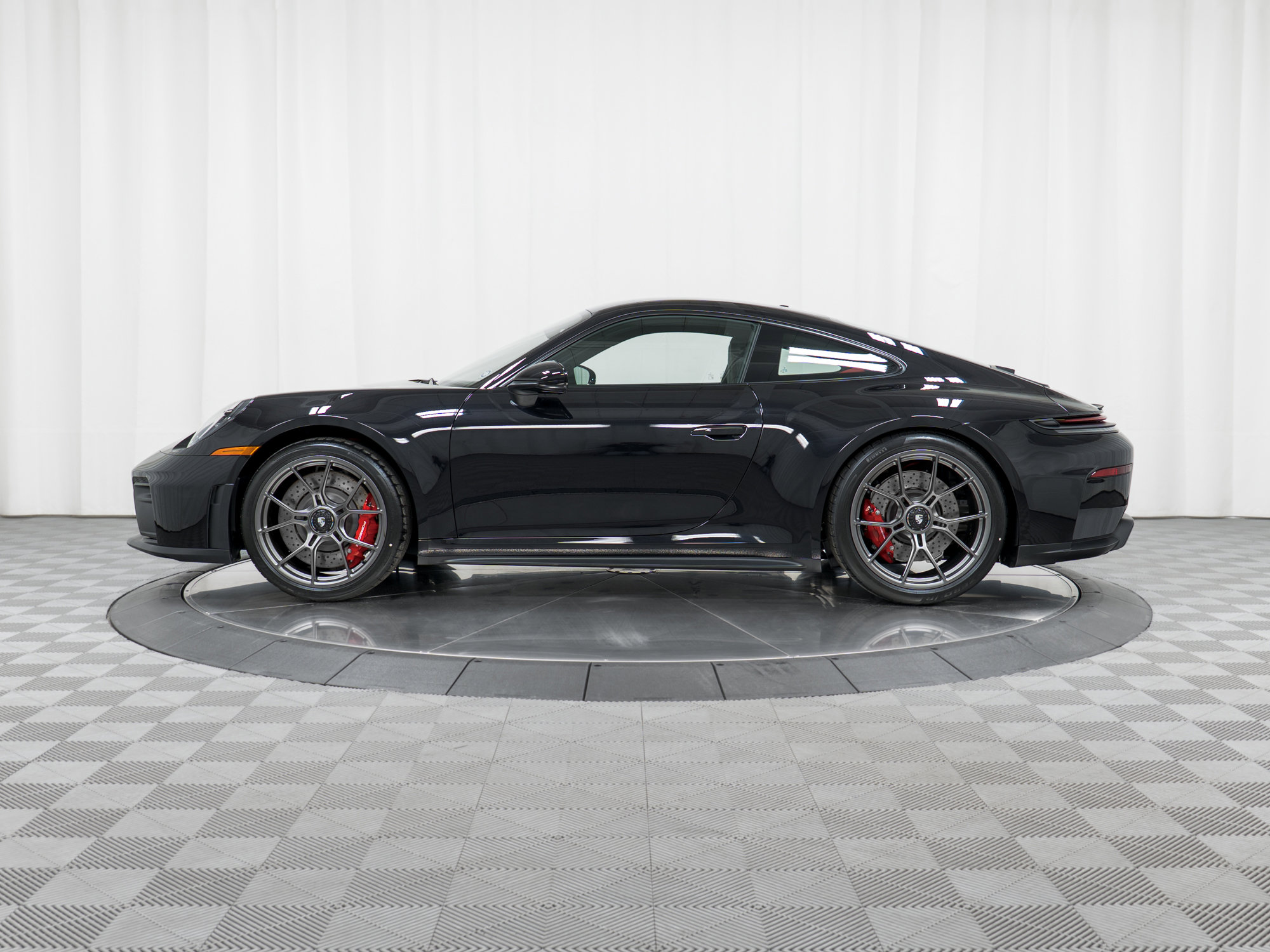Used 2026 Porsche 911 GT3 image 2