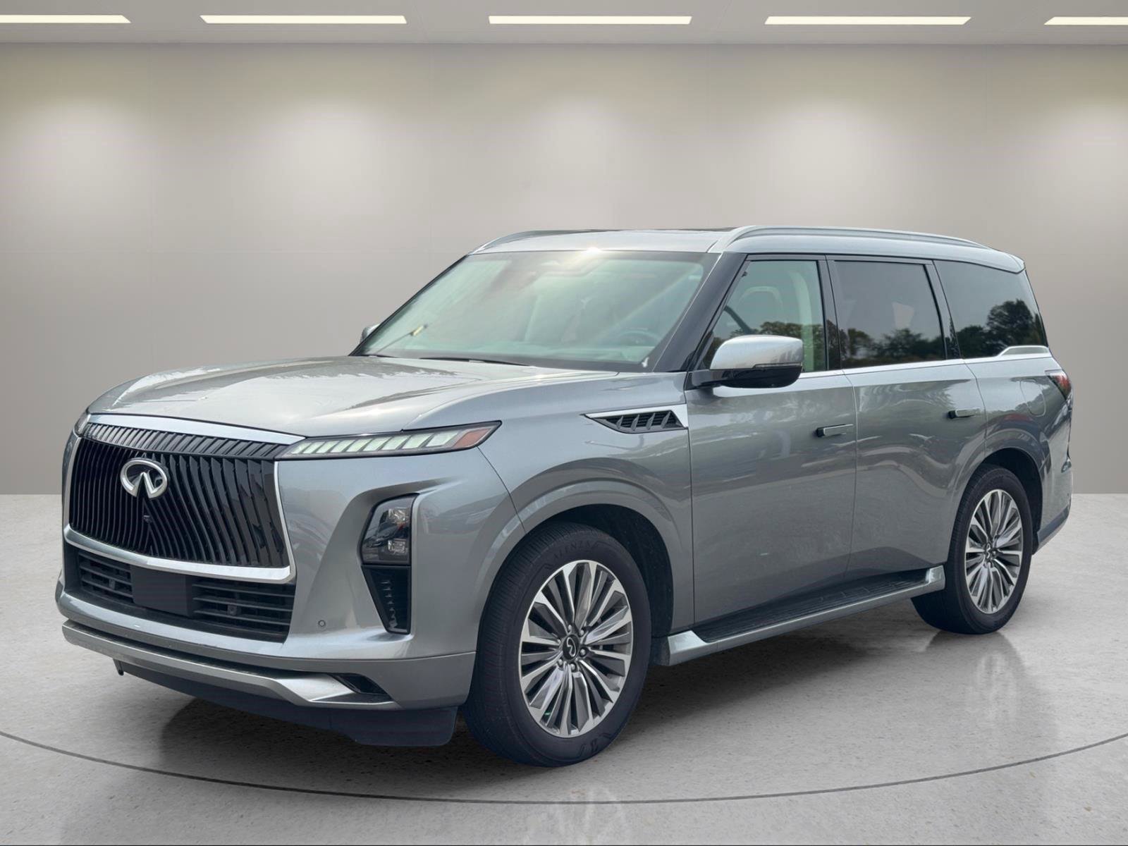 Used 2025 INFINITI QX80 Sensory AWD/4WD image 1