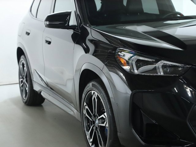 Used 2025 BMW X1 M35i image 8
