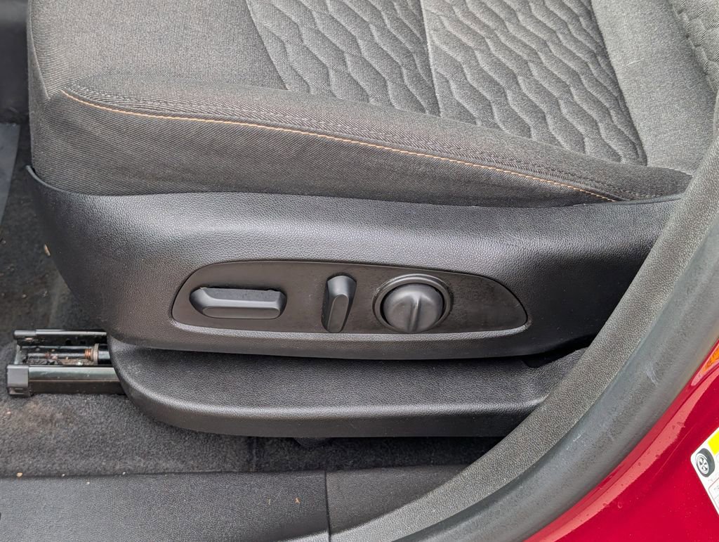 Used 2019 Chevrolet Equinox LT image 5