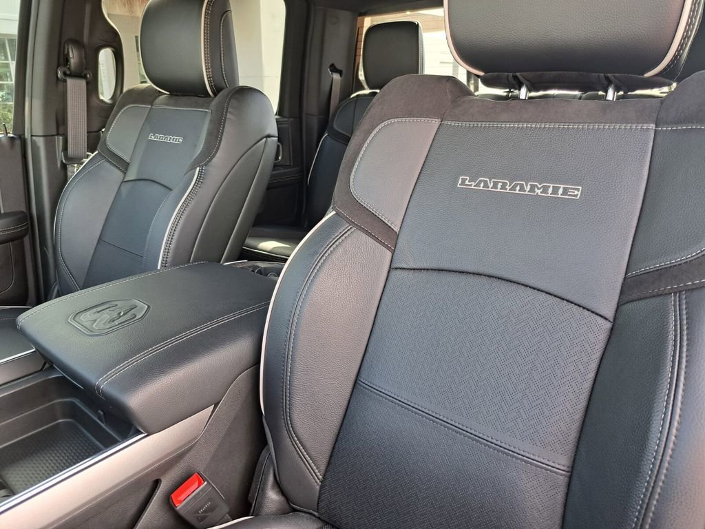 Used 2025 RAM 2500 Laramie w/ Night Edition image 18