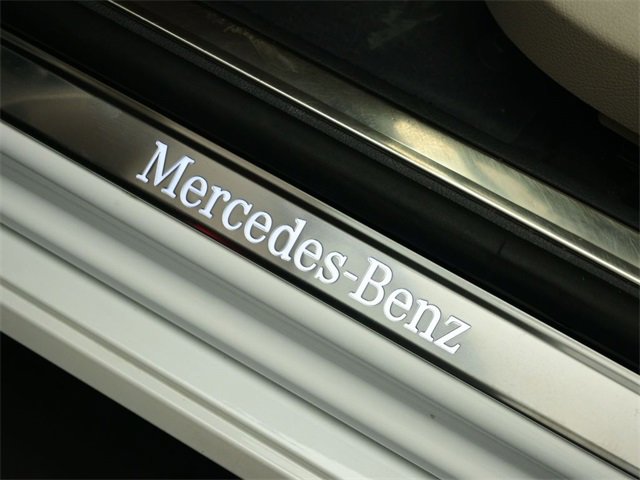 Used 2022 Mercedes-Benz S 580 4MATIC Sedan w/ Rear Seat Package image 19