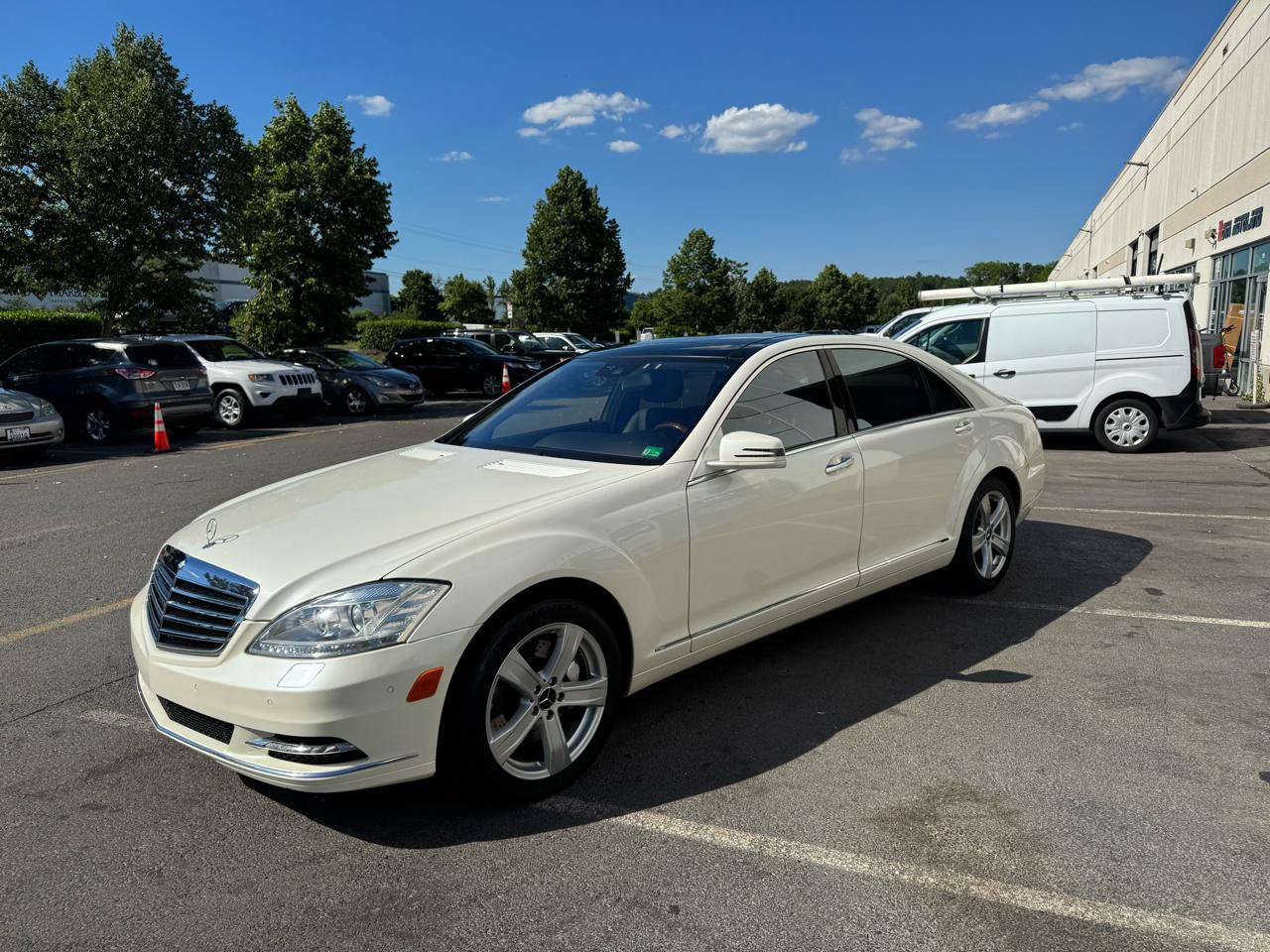 Used 2013 Mercedes-Benz S 550 4MATIC image 8