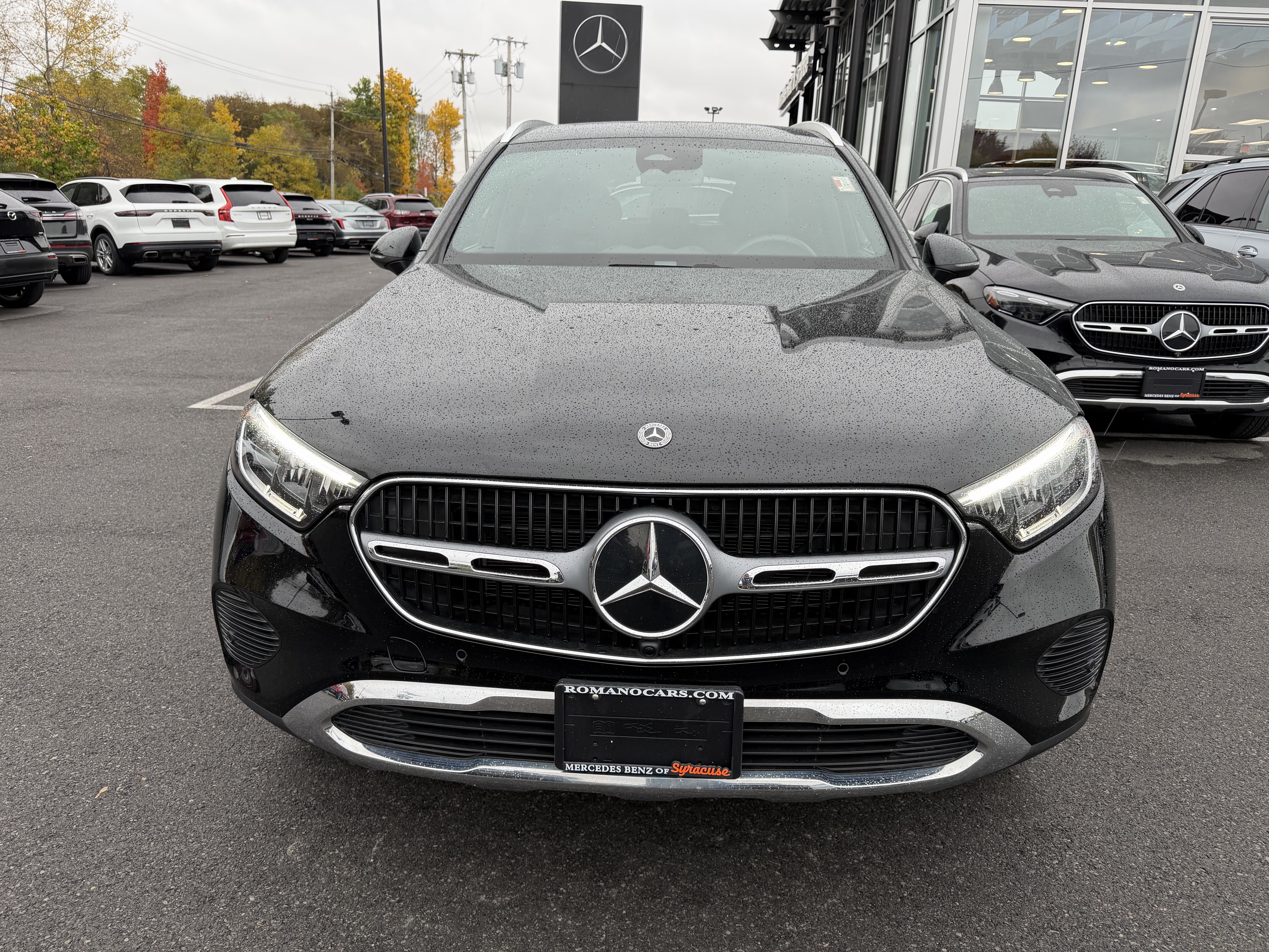 Used 2023 Mercedes-Benz GLC 300 4MATIC image 3
