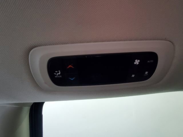 Used 2020 Chrysler Pacifica Touring-L Plus w/ Advanced Safetytec Group image 21