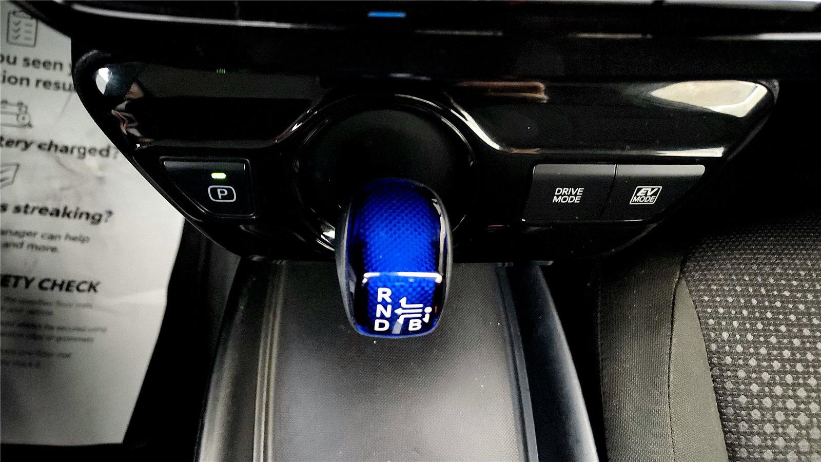 Certified 2019 Toyota Prius LE image 28