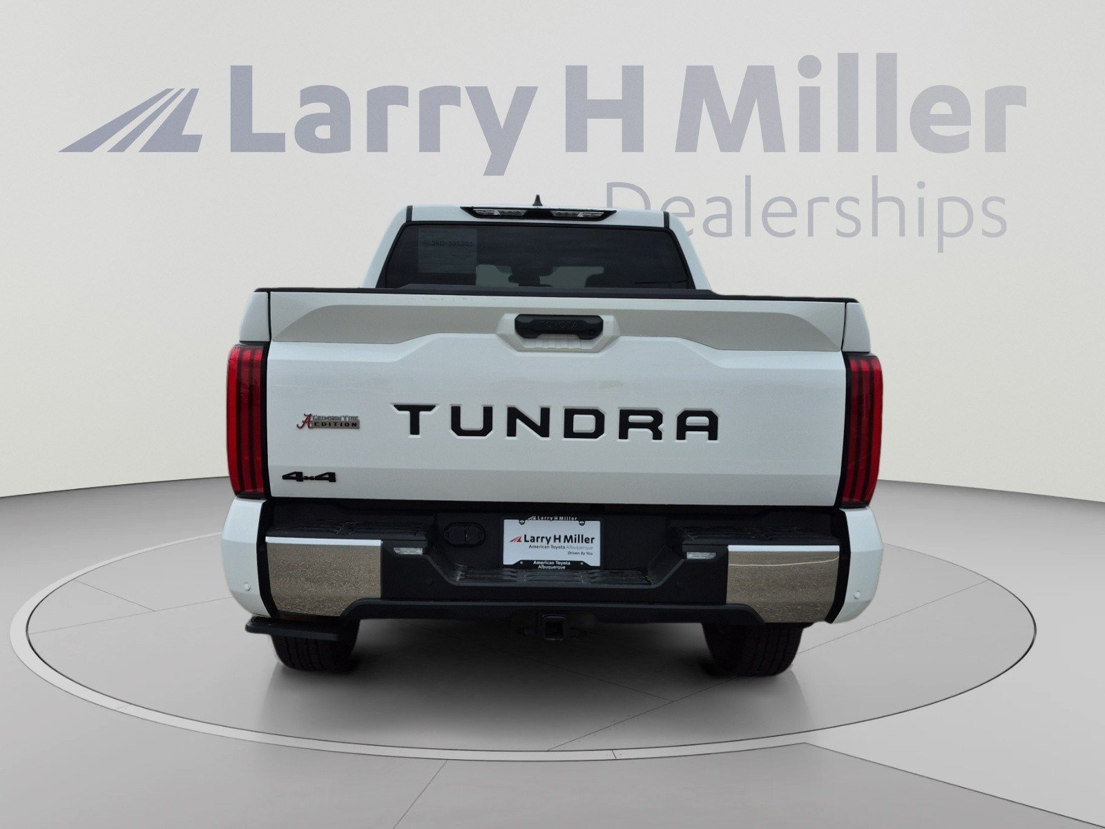 Used 2026 Toyota Tundra SR5 w/ TRD Off-Road Package AWD/4WD image 4