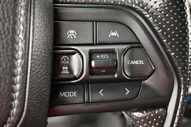 Used 2024 Toyota Tacoma SR5 AWD/4WD image 17
