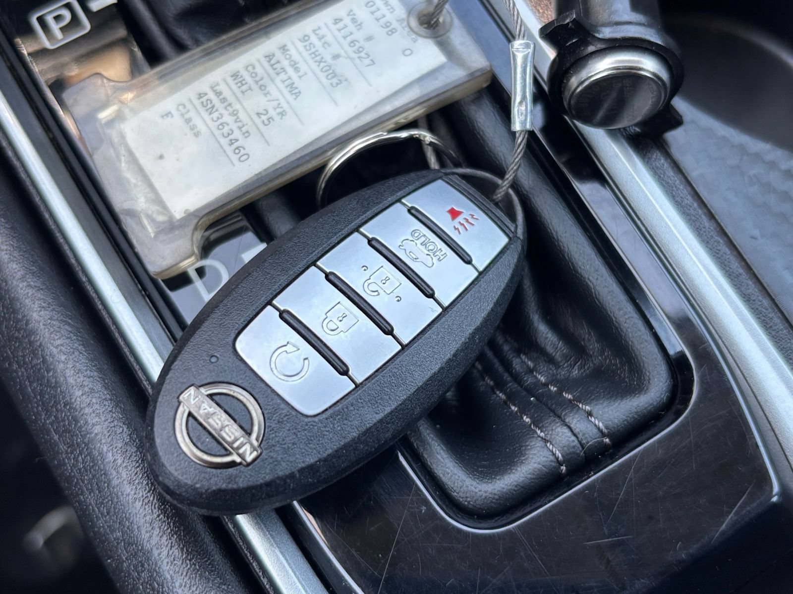 Used 2025 Nissan Altima 2.5 SV FWD image 21