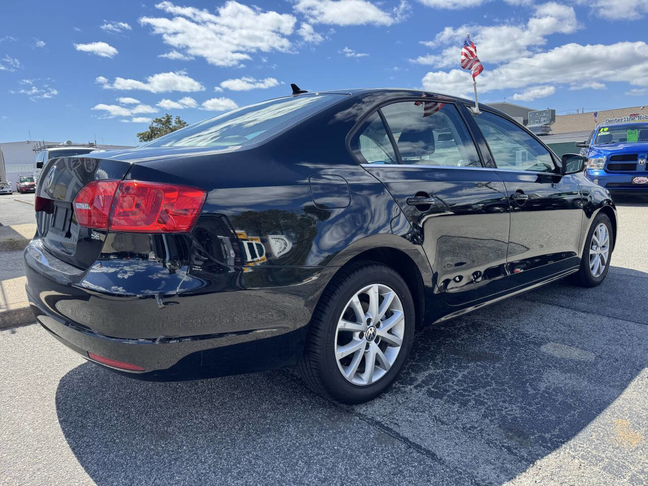 Used 2014 Volkswagen Jetta SE image 9
