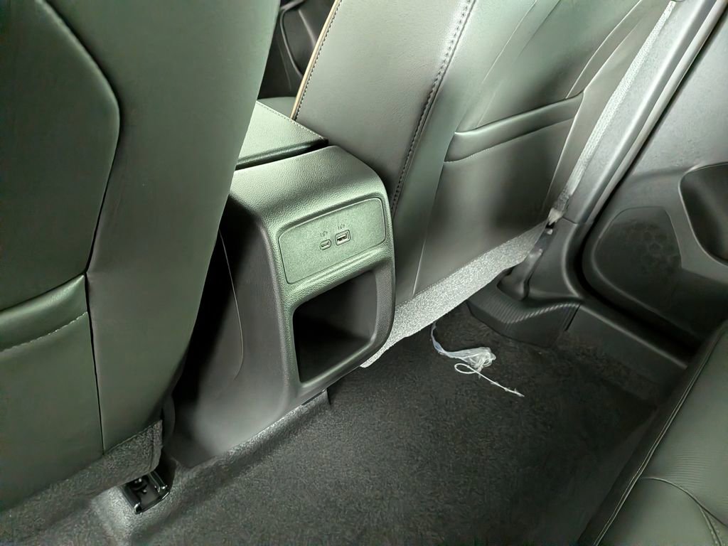 New 2026 Buick Envista Avenir image 32