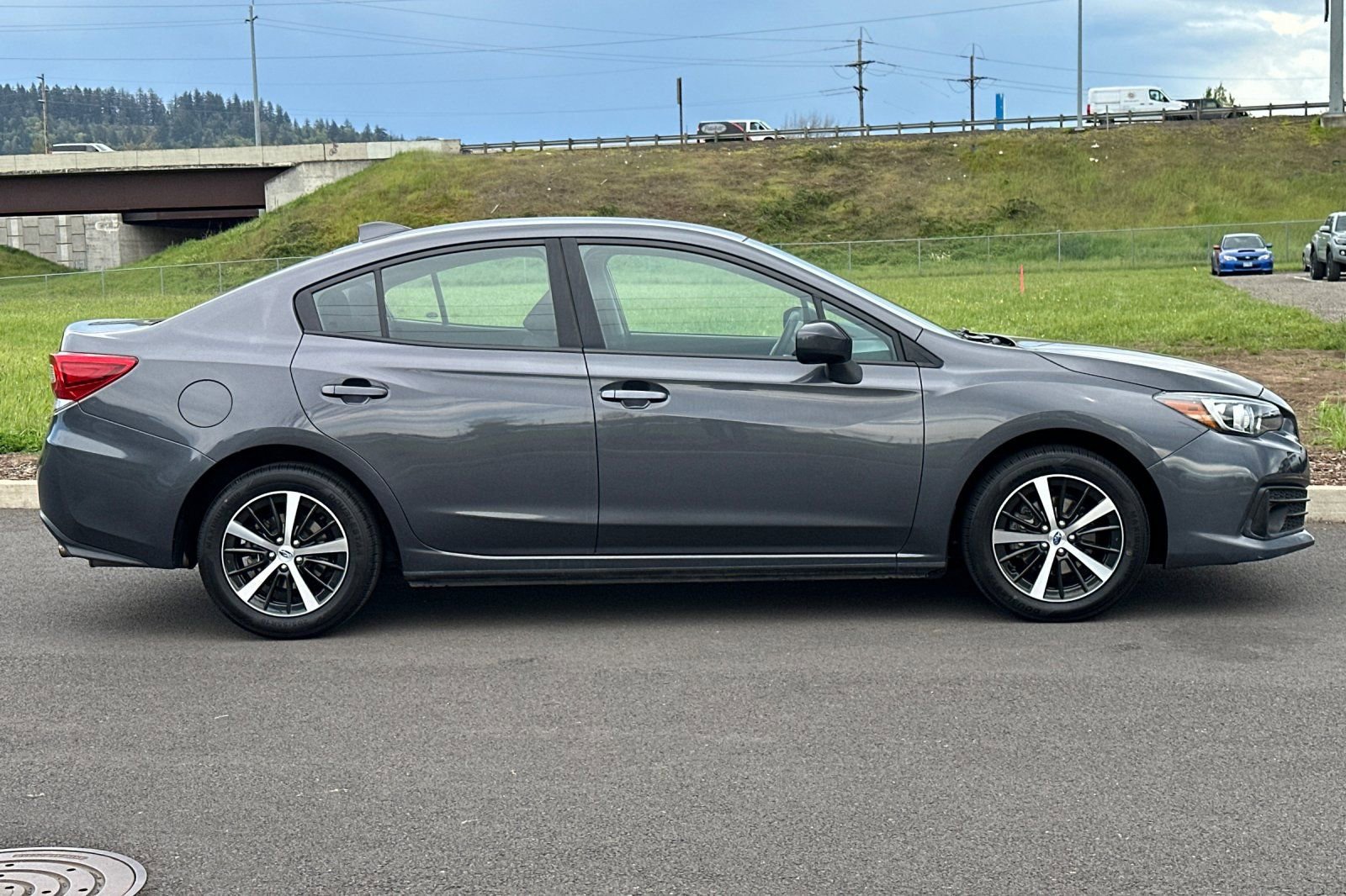 Used 2023 Subaru Impreza 2.0i Premium AWD/4WD image 2