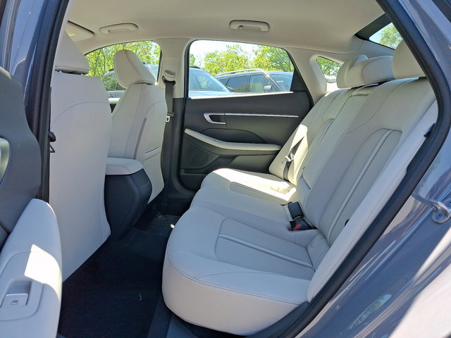 New 2026 Hyundai Sonata SEL FWD image 6
