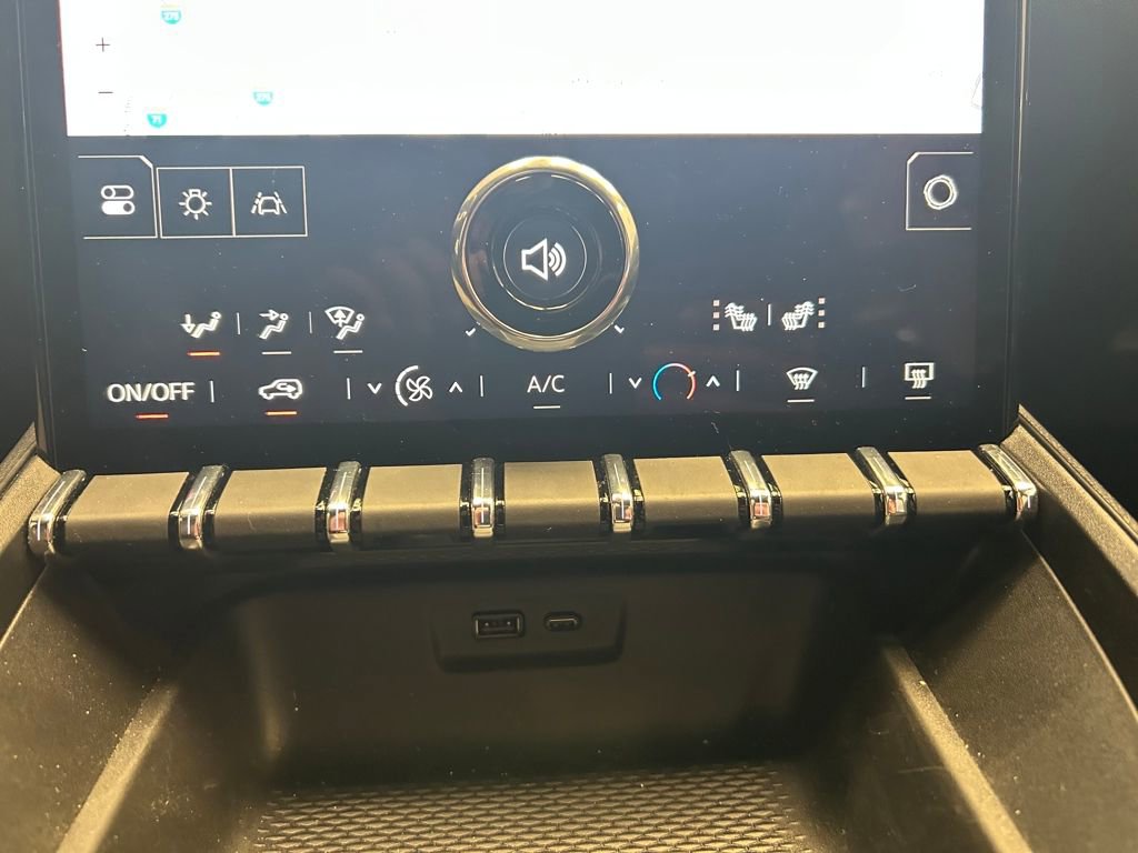 Used 2025 GMC Terrain Elevation image 15