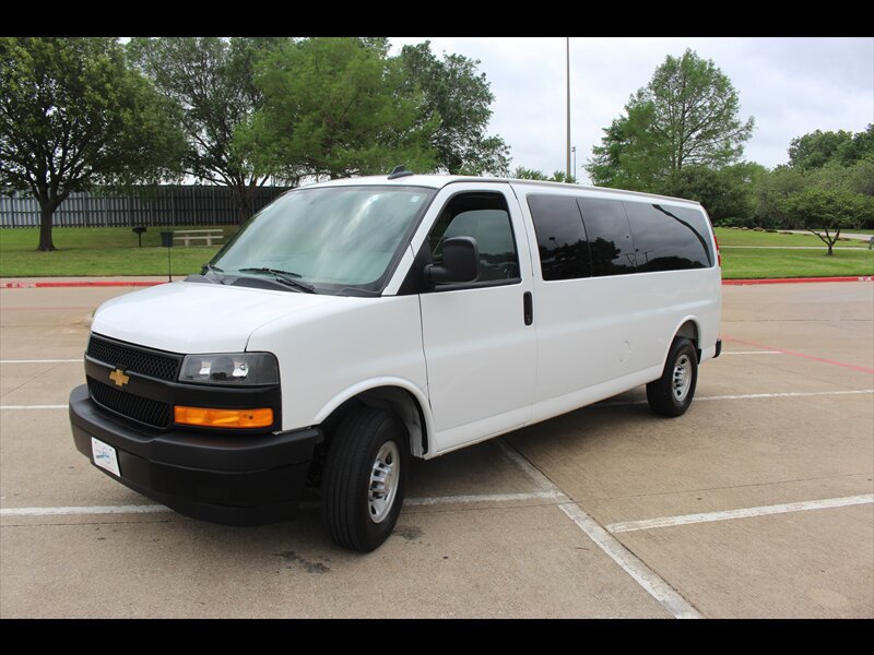 Used 2025 Chevrolet Express 3500 LS RWD image 1