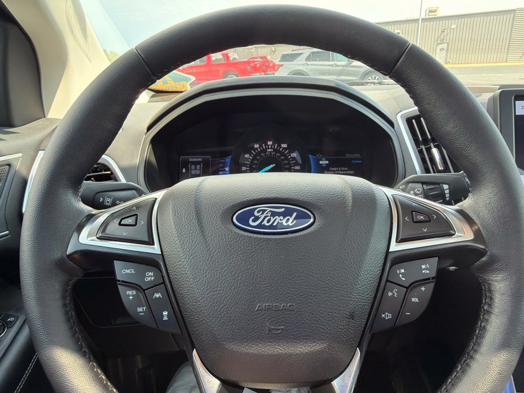 Certified 2024 Ford Edge Titanium w/ Equipment Group 301A AWD/4WD image 17