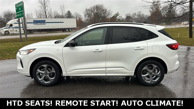 Used 2024 Ford Escape ST-Line image 3