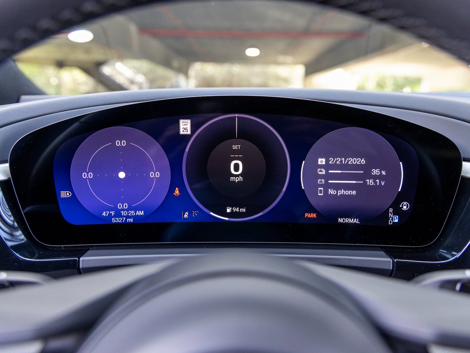 Certified 2025 Porsche Macan 4 Electric image 32