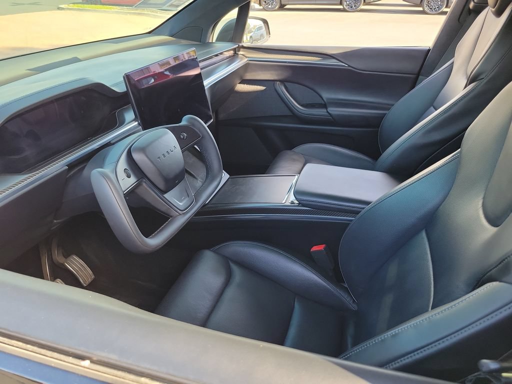 Used 2022 Tesla Model X Plaid AWD/4WD image 3