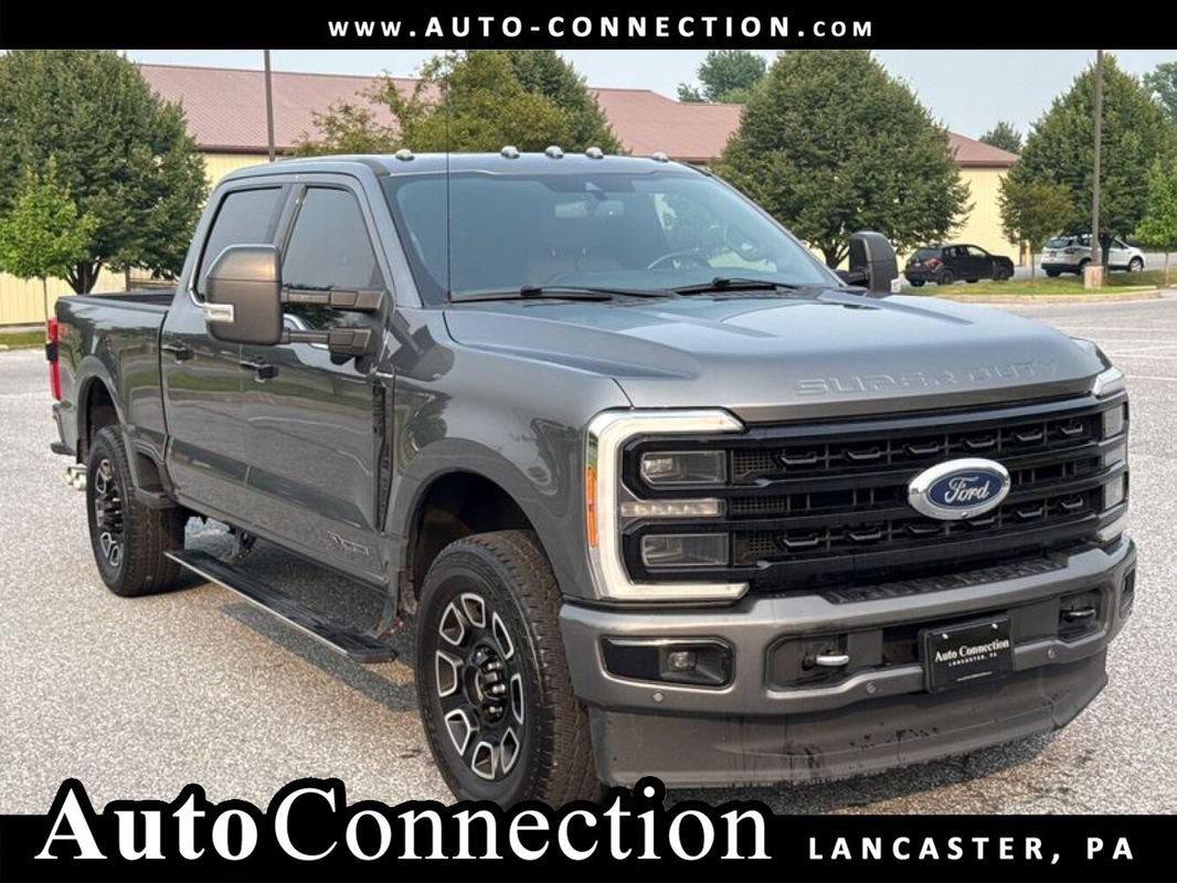 Used 2023 Ford F250 Platinum AWD/4WD image 1