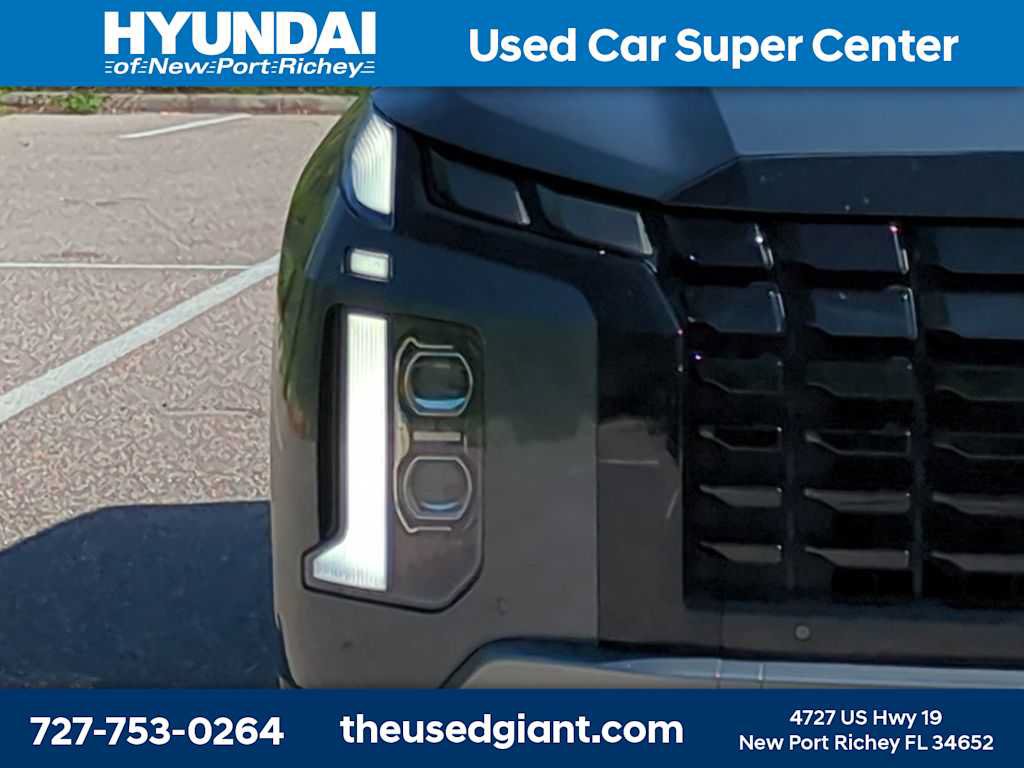 Used 2024 Hyundai Palisade SEL w/ Premium Package FWD image 9