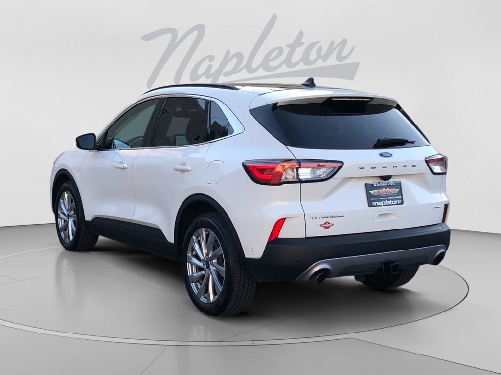 Used 2021 Ford Escape Titanium w/ Titanium Elite Package AWD/4WD image 3