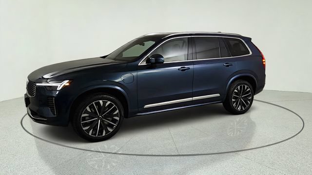 New 2026 Volvo XC90 T8 Plus w/ Protection Package AWD/4WD image 3