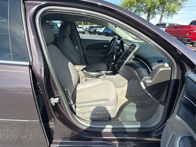 Used 2015 Chevrolet Malibu LT w/ Power Convenience Package FWD image 14