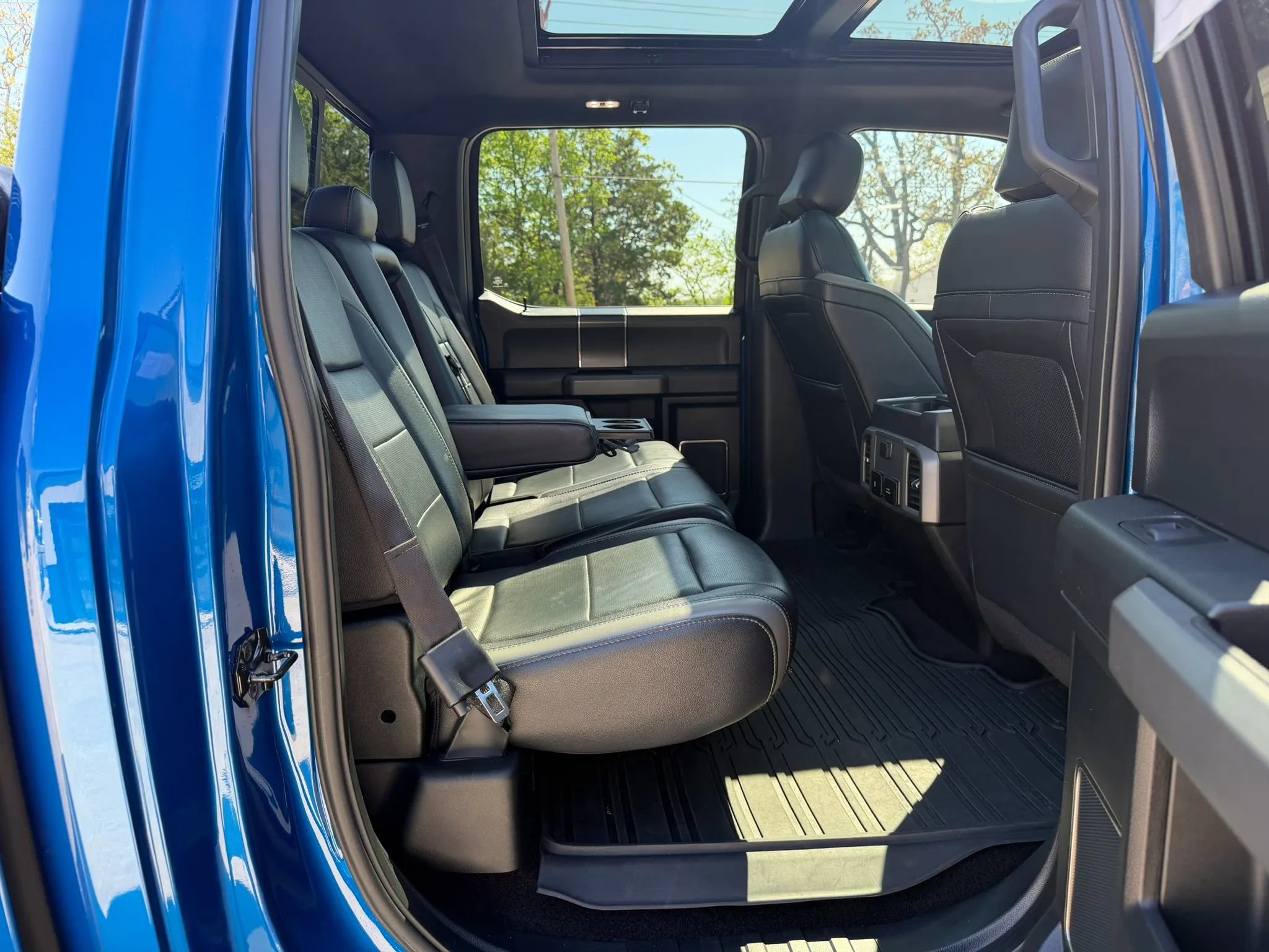 Used 2017 Ford F150 Raptor w/ Equipment Group 802A Luxury image 49