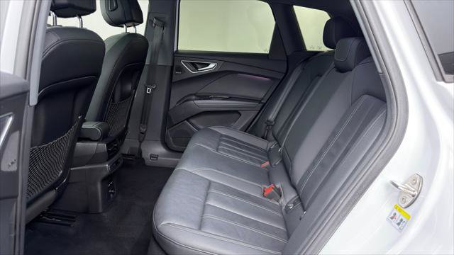 Used 2023 Audi Q4 e-tron Premium Plus w/ Premium Plus RWD image 14