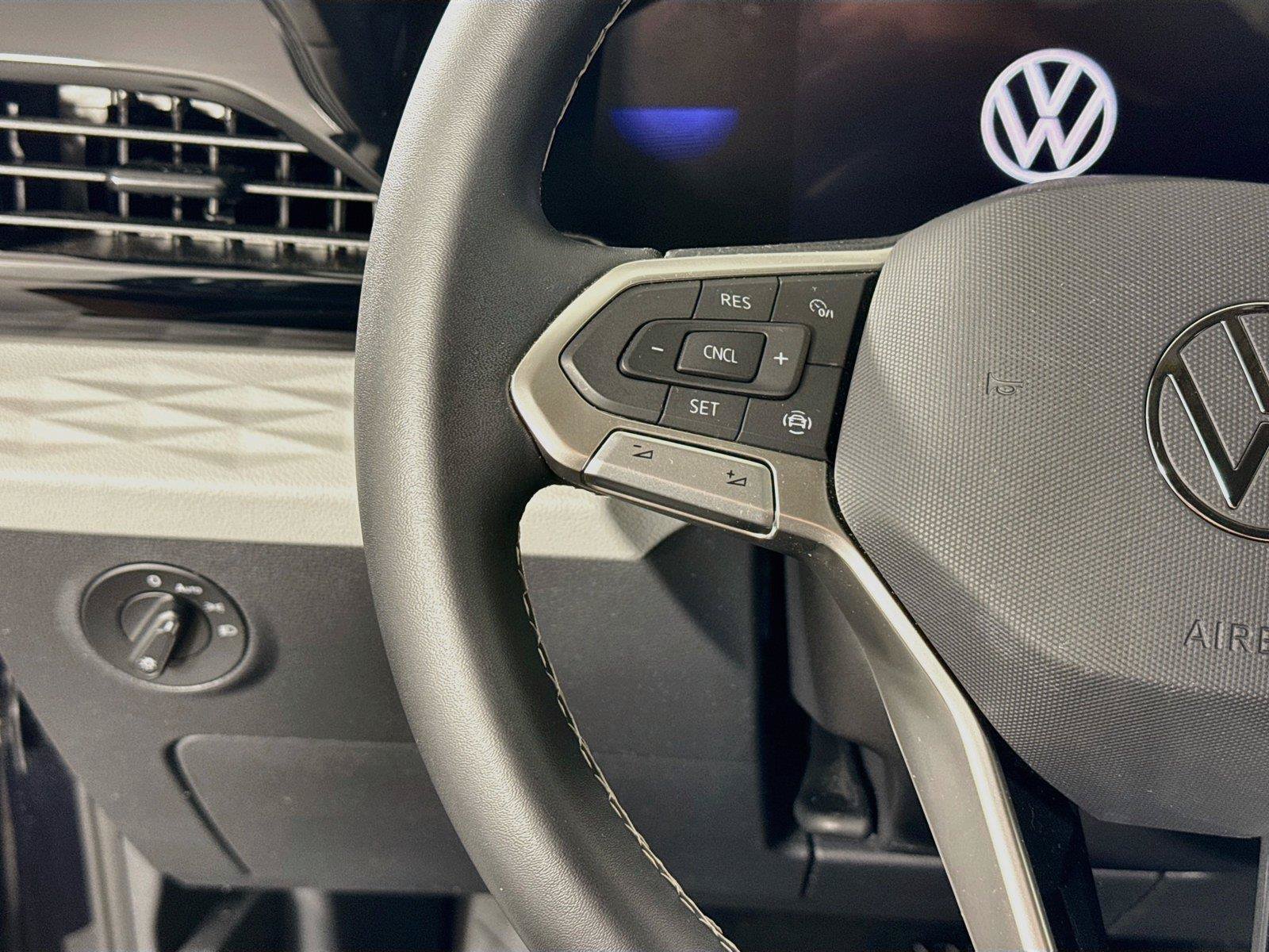 Used 2023 Volkswagen Taos S FWD image 16