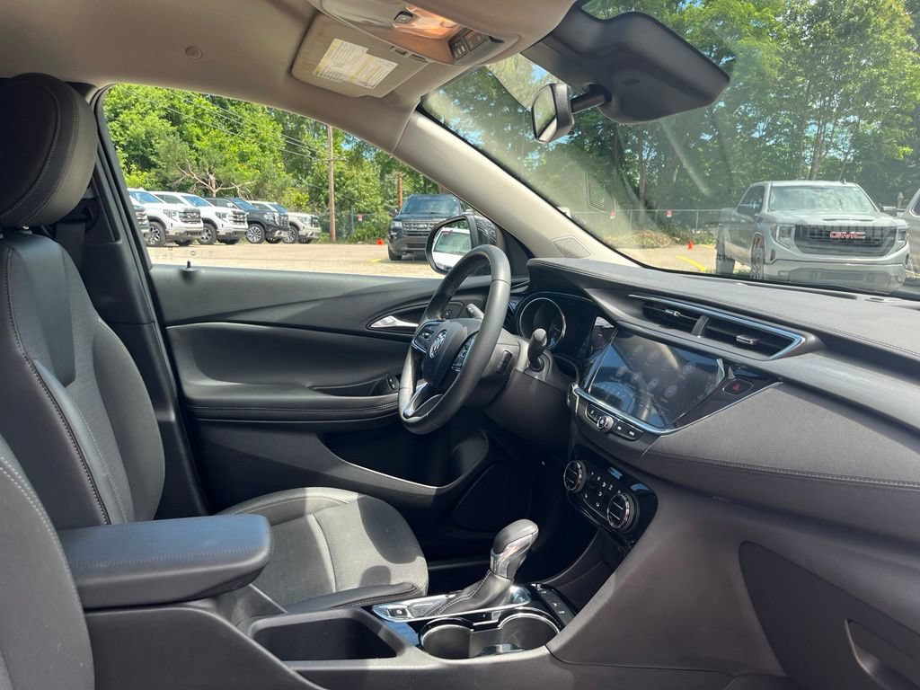 Used 2023 Buick Encore GX Select FWD image 37