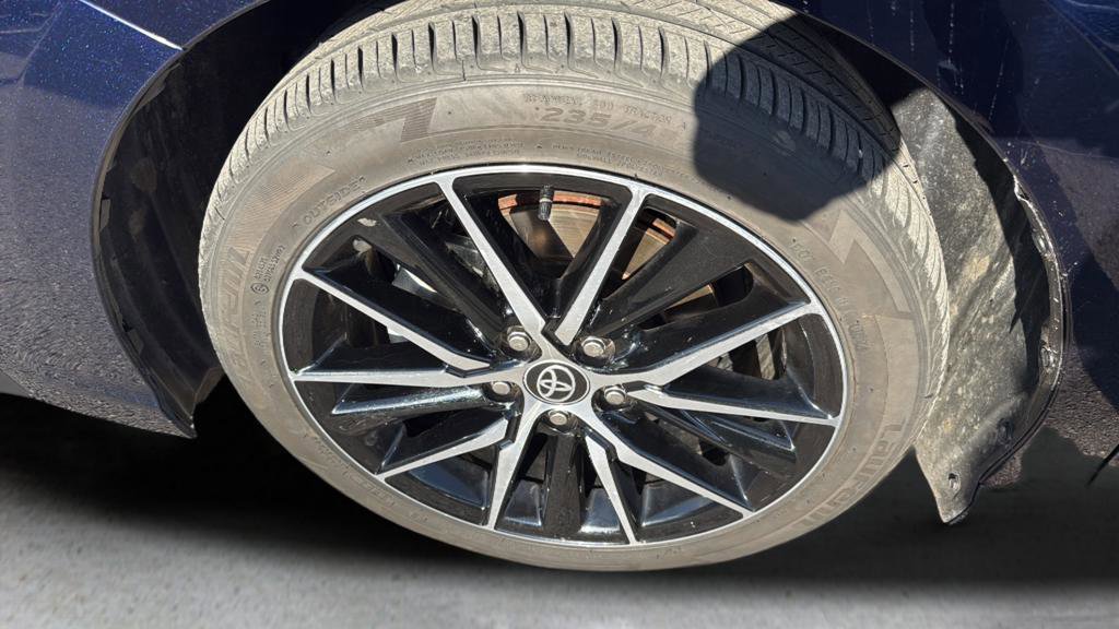 Used 2022 Toyota Camry SE image 10