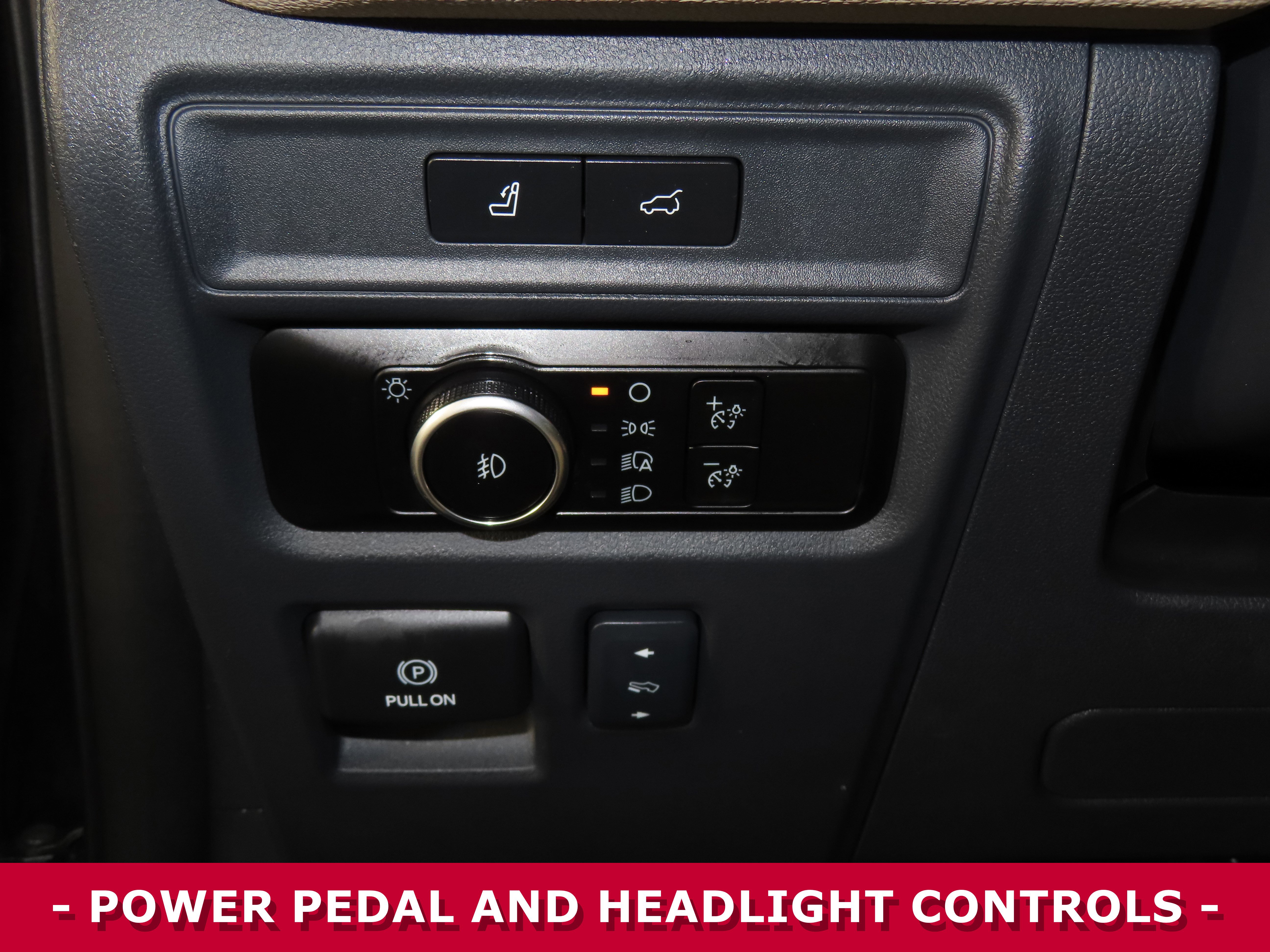 Used 2024 Ford Expedition Max Limited image 25