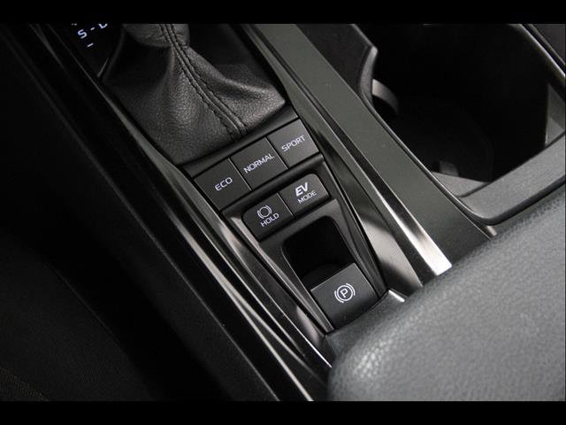Used 2025 Toyota Camry LE FWD image 16