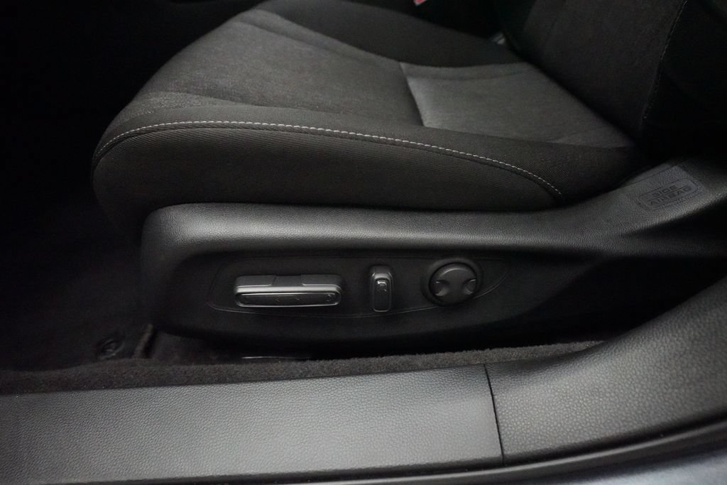 Certified 2023 Honda Accord EX image 28