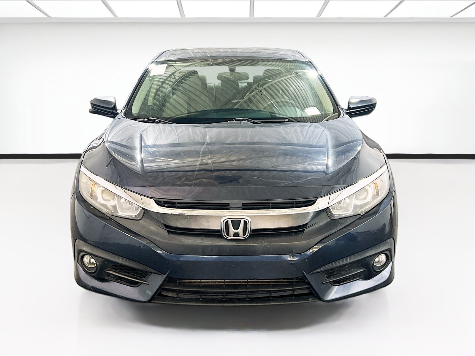 Used 2017 Honda Civic EX-T image 2
