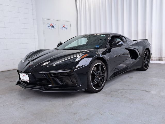 Used 2023 Chevrolet Corvette Stingray Premium Cpe w/ Z51 Performance Package RWD image 2