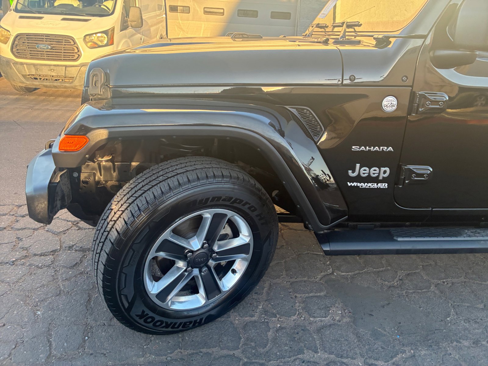 Used 2021 Jeep Wrangler Unlimited Sahara w/ Safety Group image 10