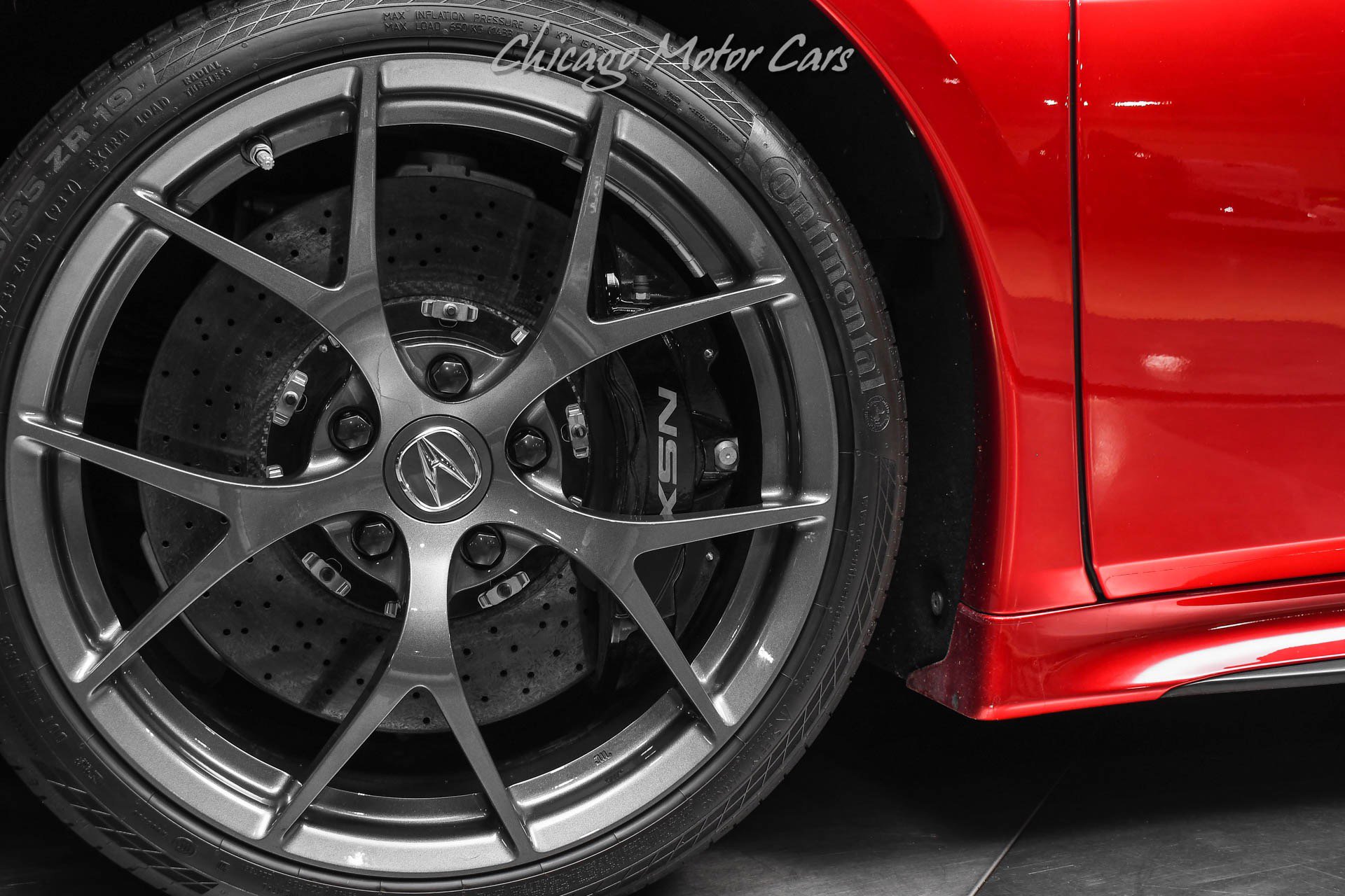Used 2017 Acura NSX AWD/4WD image 36