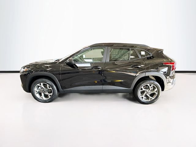 New 2026 Chevrolet Trax LT w/ Driver Confidence Package image 9