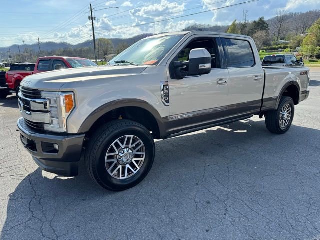 Used 2017 Ford F250 King Ranch w/ King Ranch Ultimate Package AWD/4WD image 5